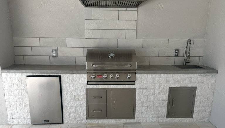 Landis Pools outdoor kitchen, project 8