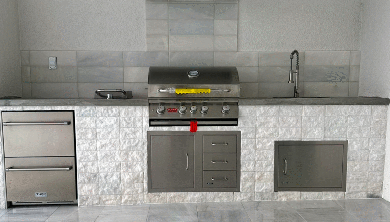 Landis Pools outdoor kitchen, project 5